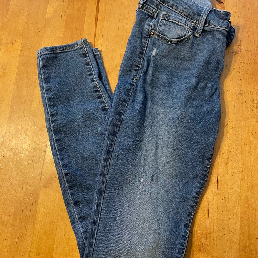 Old Navy Rockstar mid-rise size 0 denim jeans